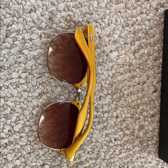 BRAND NEW RAY-BANS main image 4